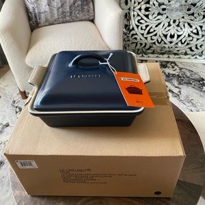 Le Creuset square baking dish in Matte Navy